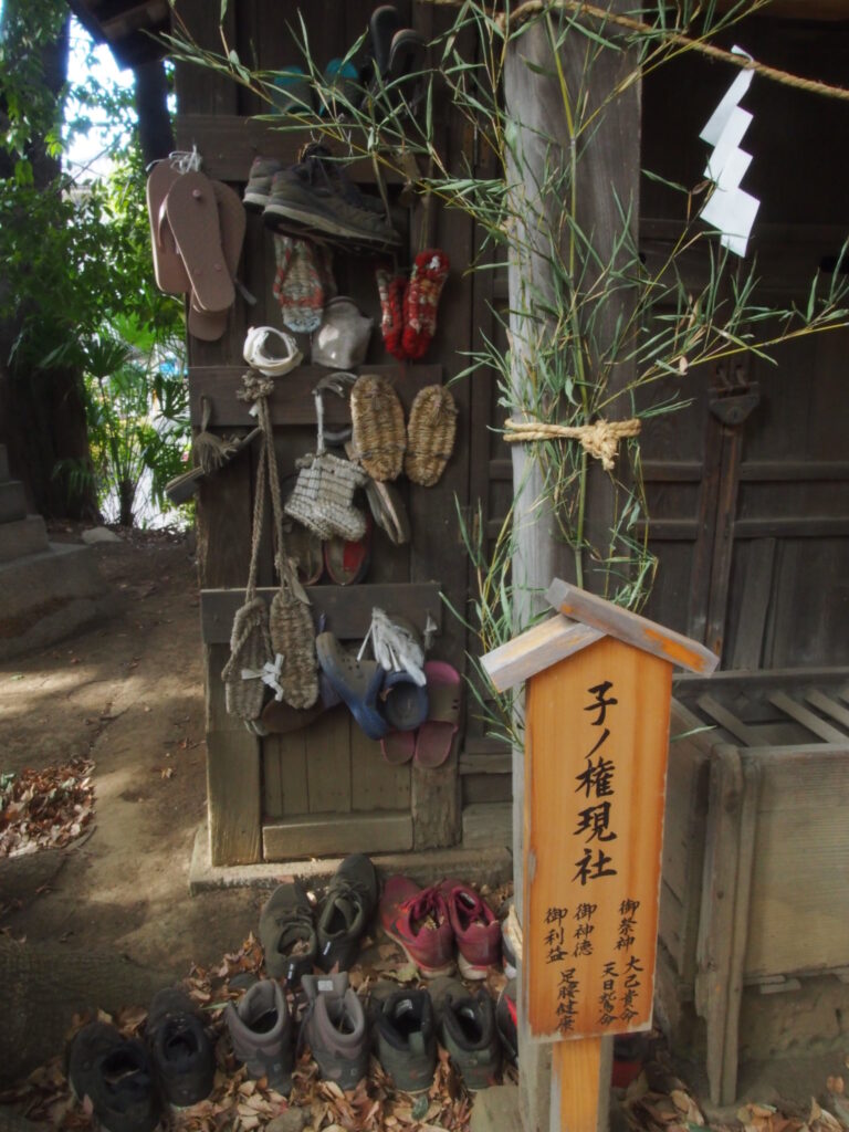 日本的月老，冰川神社